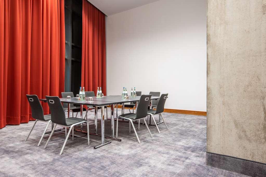 Radisson Blu Frankfurt Hotel 4*